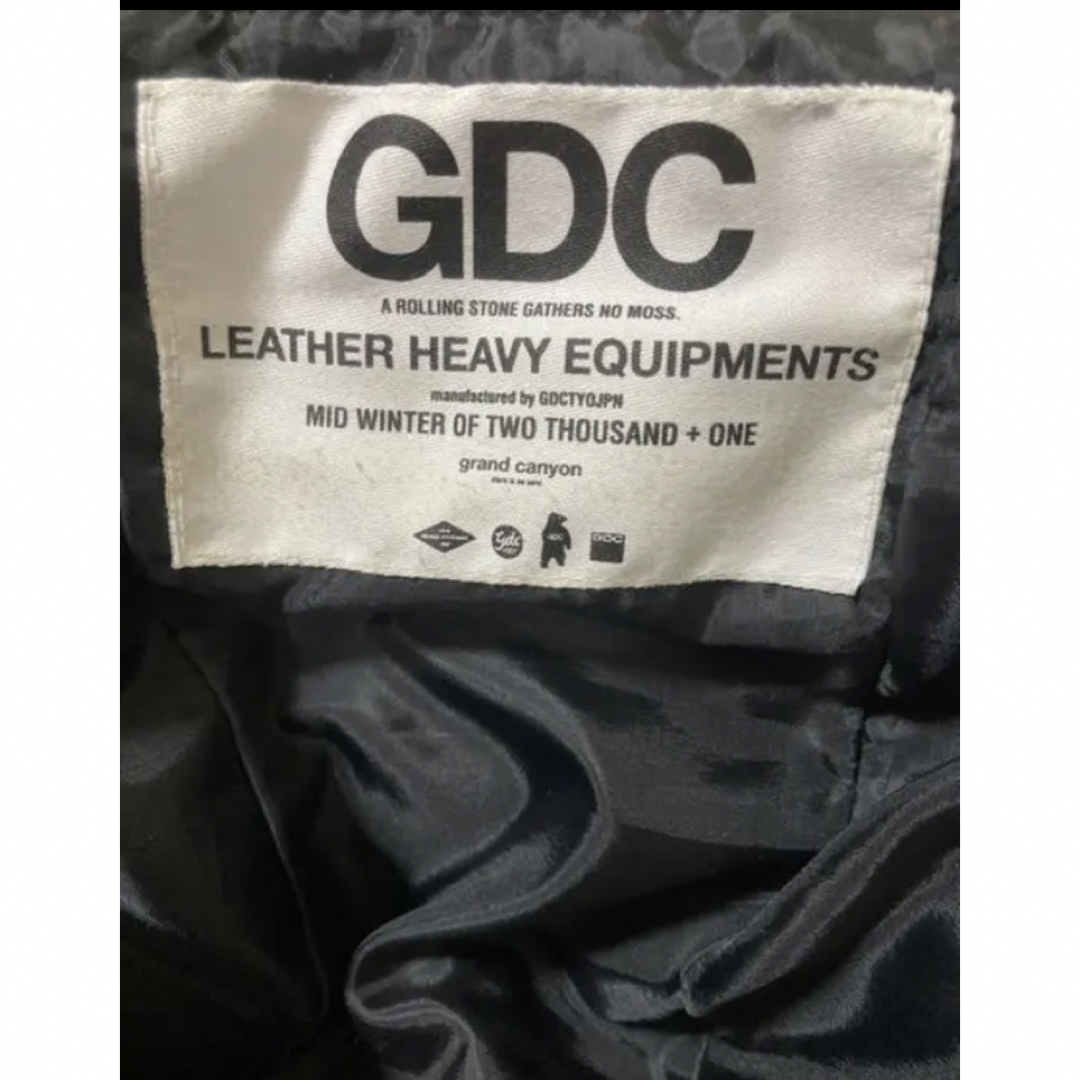 GDC(ジーディーシー)のGDCオールレザーダウンジャケット　ブラック メンズのジャケット/アウター(ダウンジャケット)の商品写真