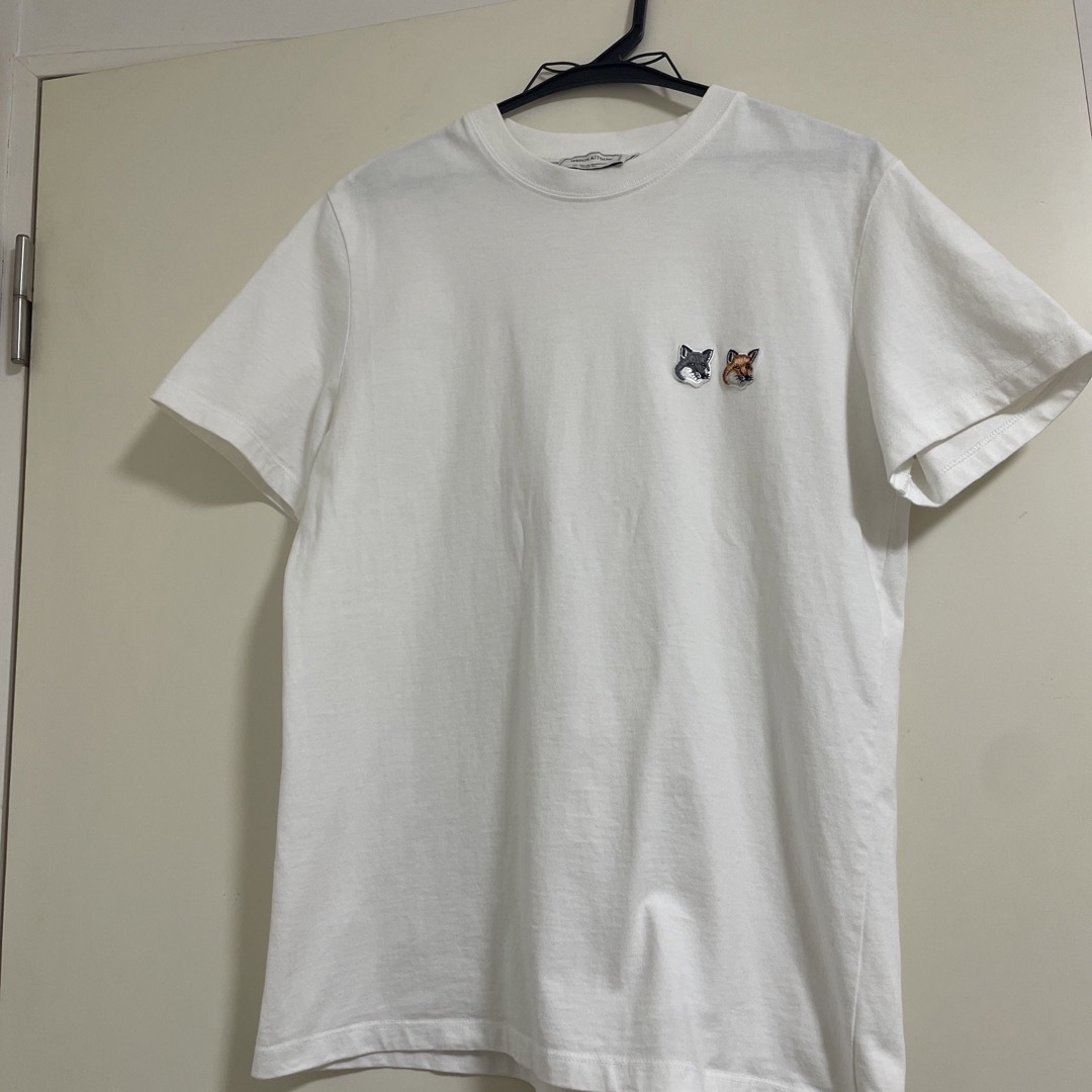 MAISON KITSUNE'(メゾンキツネ)のメゾンキツネ メンズのトップス(Tシャツ/カットソー(半袖/袖なし))の商品写真