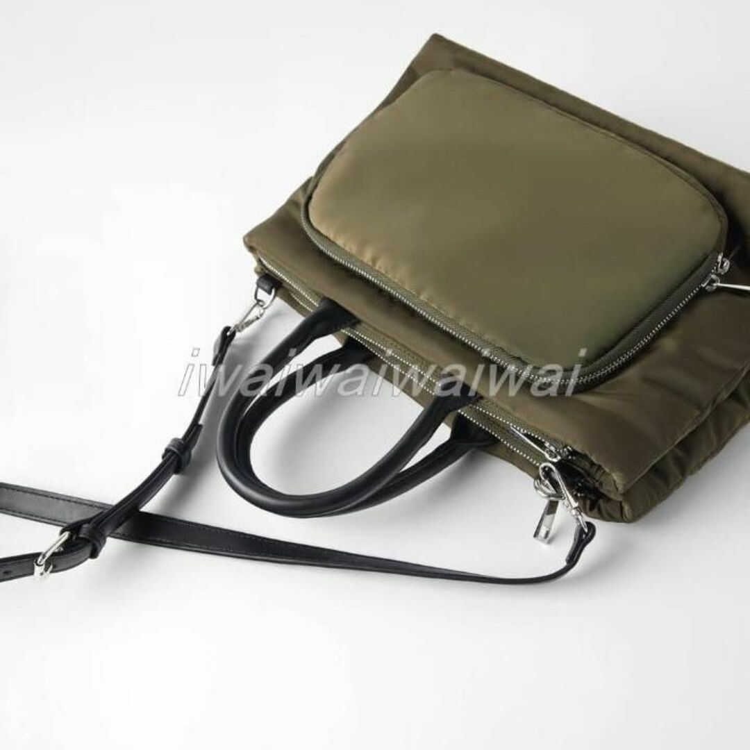 ZARA(ザラ)の新品 完売品 ZARA ナイロン 素材 ショルダー バッグ レディースのバッグ(ショルダーバッグ)の商品写真
