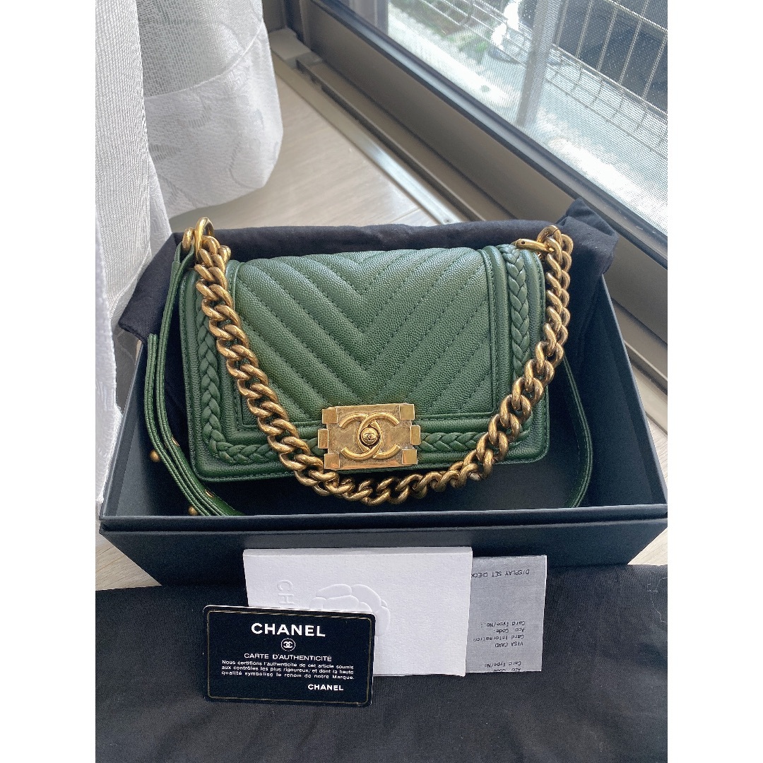 CHANEL　ボーイシャネル　スモールサイズ