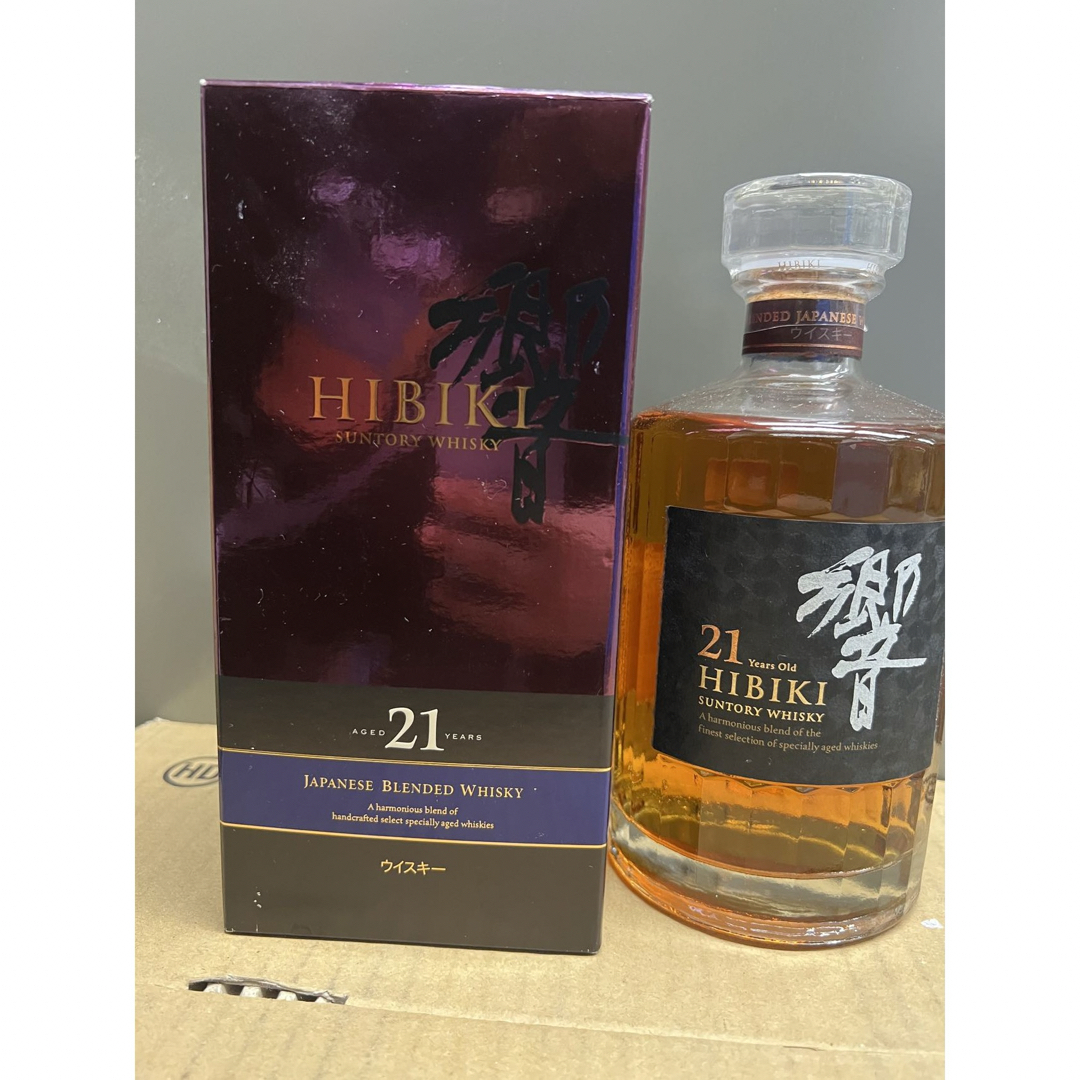 サントリー 響21年 HIBIKI 700ml 43％ 箱付 未開詮 古酒