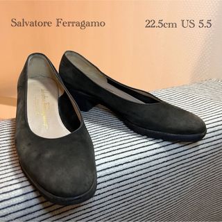 サルヴァトーレフェラガモ(Salvatore Ferragamo)のSalvatore Ferragamo スエードパンプス　22.5cm(ハイヒール/パンプス)