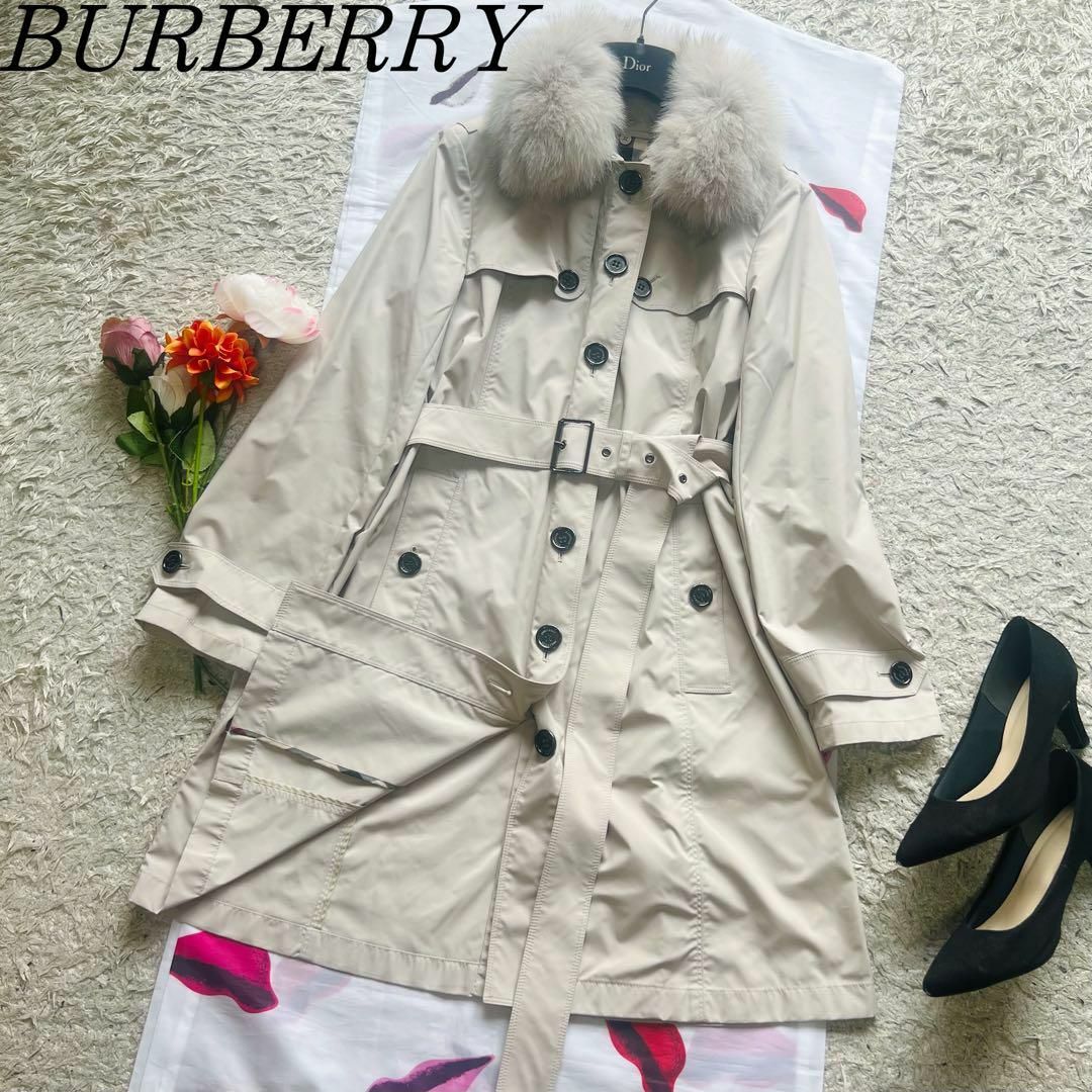 BURBERRY(バーバリー)の【美品】BURBERRY LONDON フォックスファー付きトレンチコート 40 レディースのジャケット/アウター(トレンチコート)の商品写真