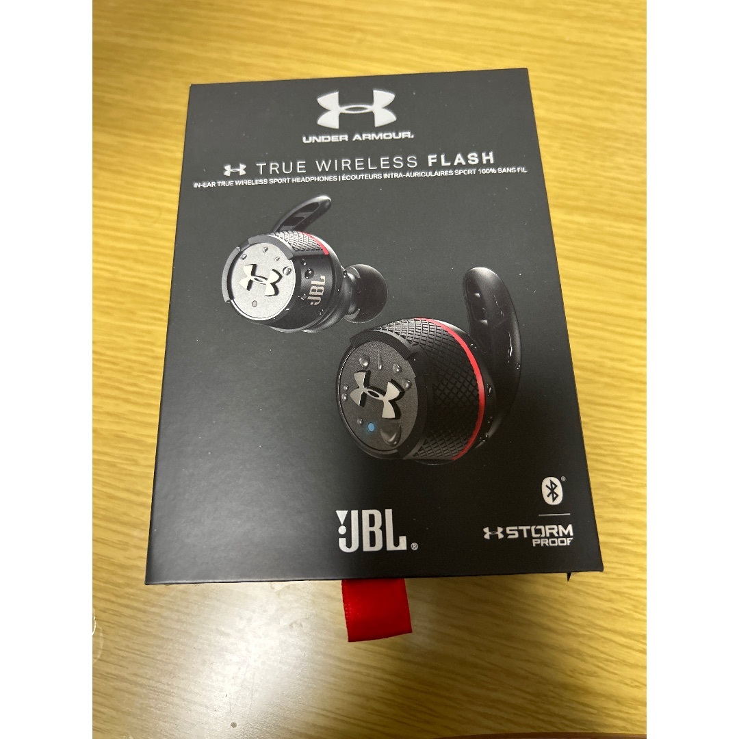 スポーツ向け Bluetooth 完全ワイヤレス イヤホン JBL UA SPO