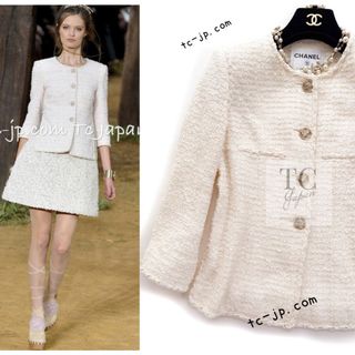 シャネル(CHANEL)のシャネル ジャケット CHANEL お顔トーンアップ 貴重 吉川十和子さん アイボリー ノーカラー コットン ツイード 38 40(ノーカラージャケット)