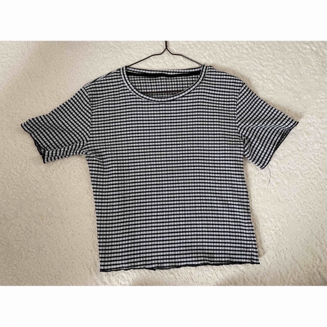 UNIQLO(ユニクロ)の【即購入OK】【Mサイズ】レディース ギンガムチェック Tシャツ レディースのトップス(シャツ/ブラウス(半袖/袖なし))の商品写真