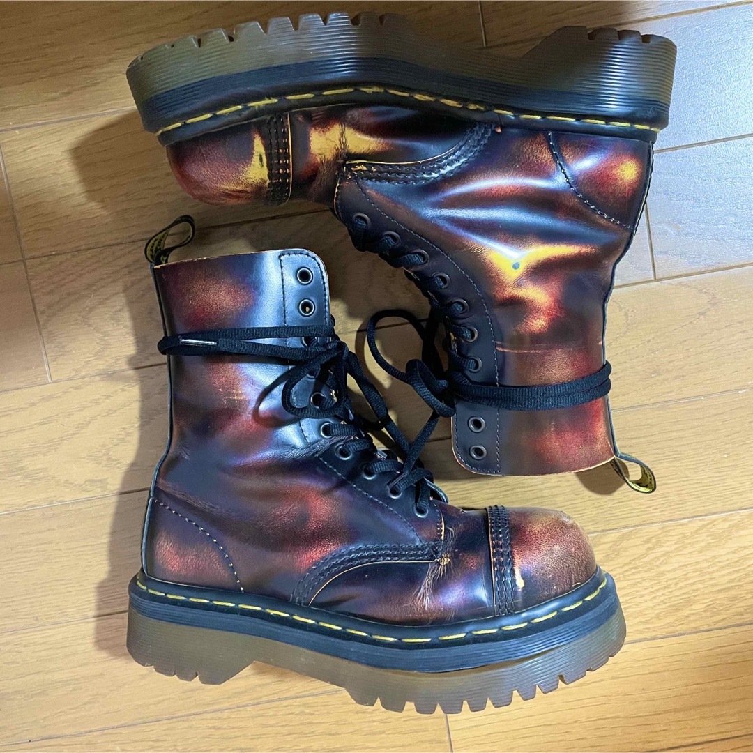 Dr.Martens ドクターマーチン クレイジーボム イングランド UK4 5