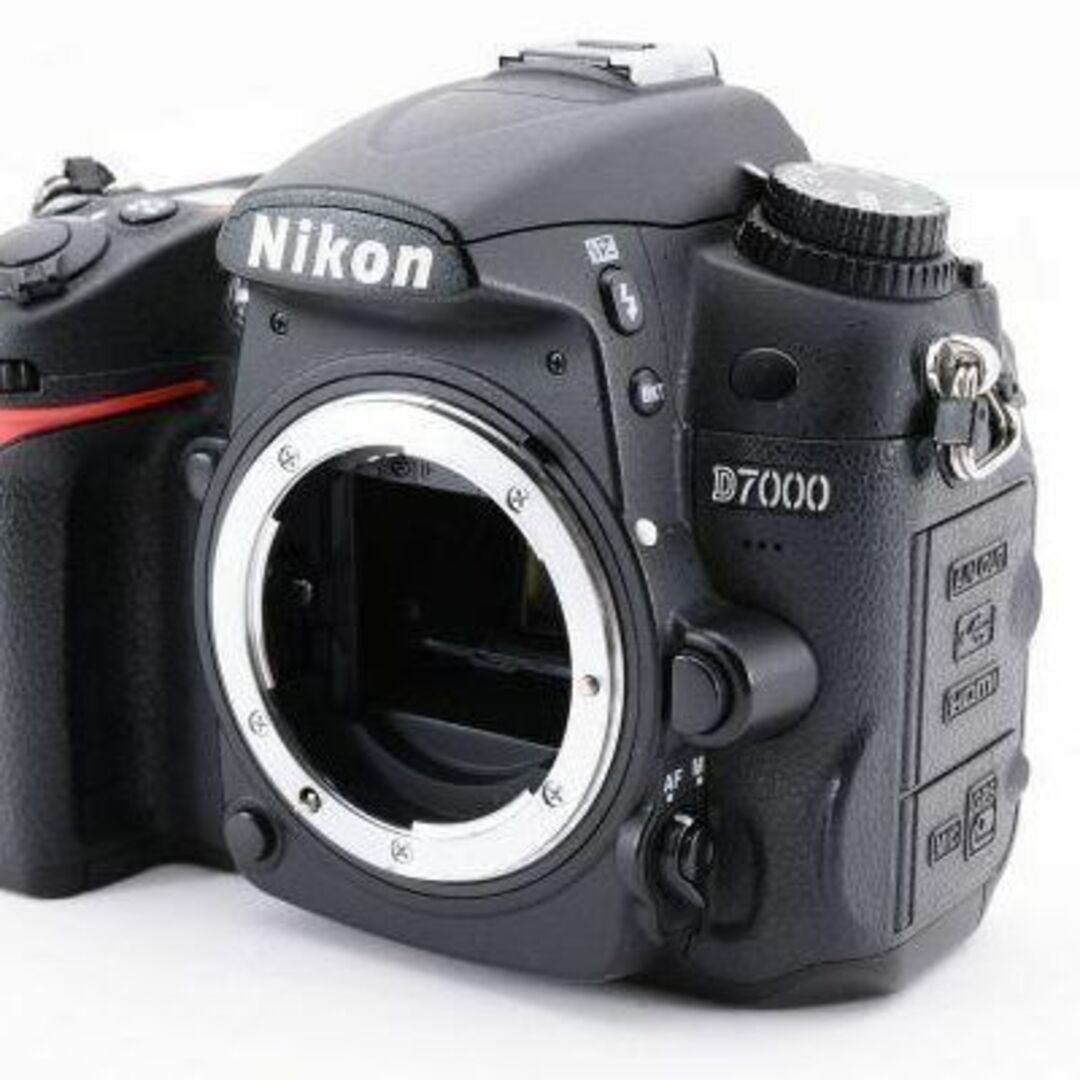 ニコン Nikon D7000 ボディ　一眼レフ カメラ《元箱付き・完動品》