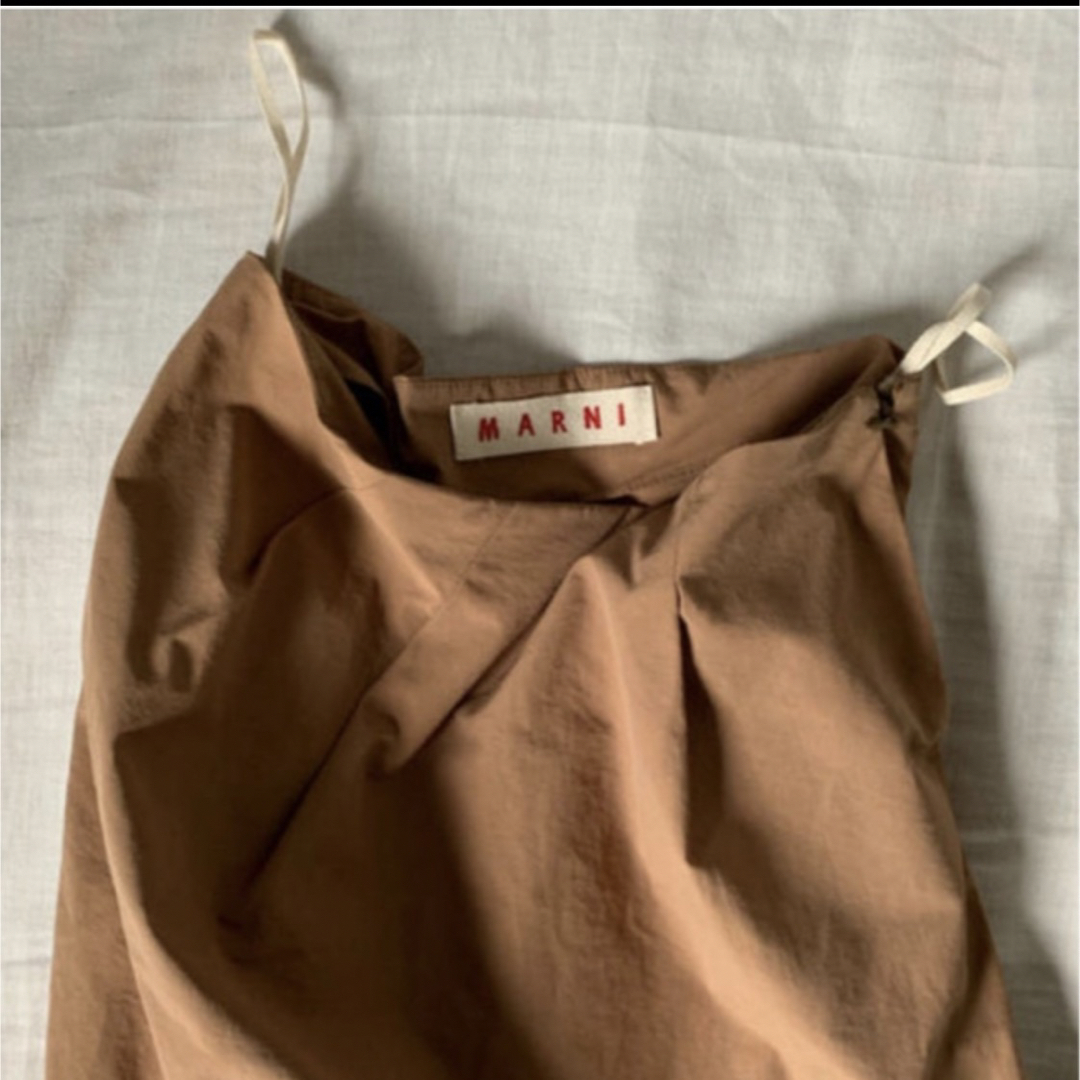 Lochie(ロキエ)のマルニ MARNI コットンタックスカート 🪺 レディースのスカート(ひざ丈スカート)の商品写真