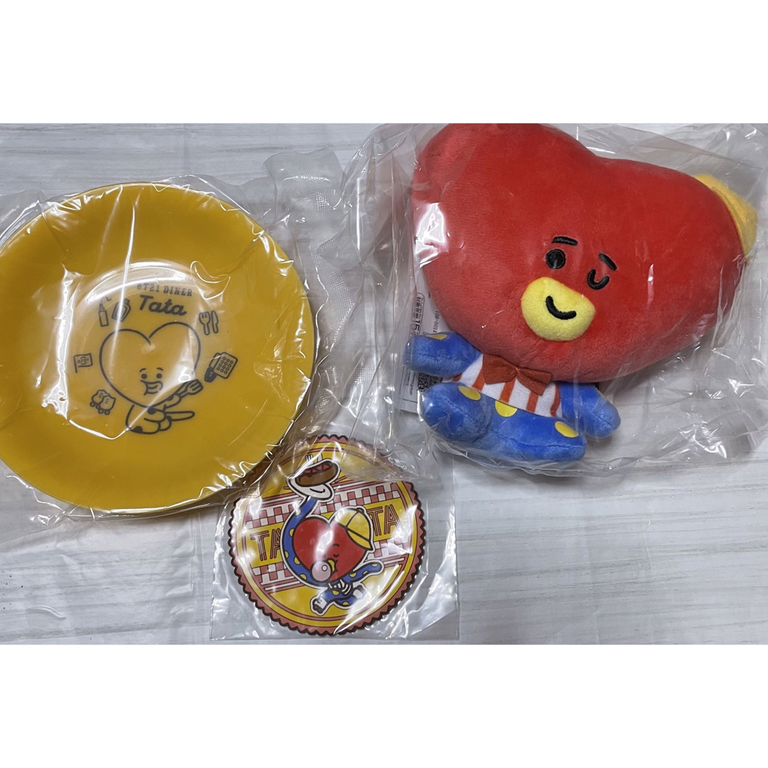 BT21(ビーティーイシビル)のBT21一番くじ Dinerぬいぐるみカラフルプレート コースター TATA エンタメ/ホビーのタレントグッズ(アイドルグッズ)の商品写真