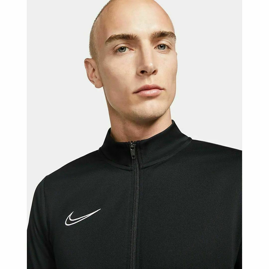 NIKE(ナイキ)の（Sサイズ）NIKE ナイキ ジャージ 上下セット 黒 ブラック メンズのトップス(ジャージ)の商品写真