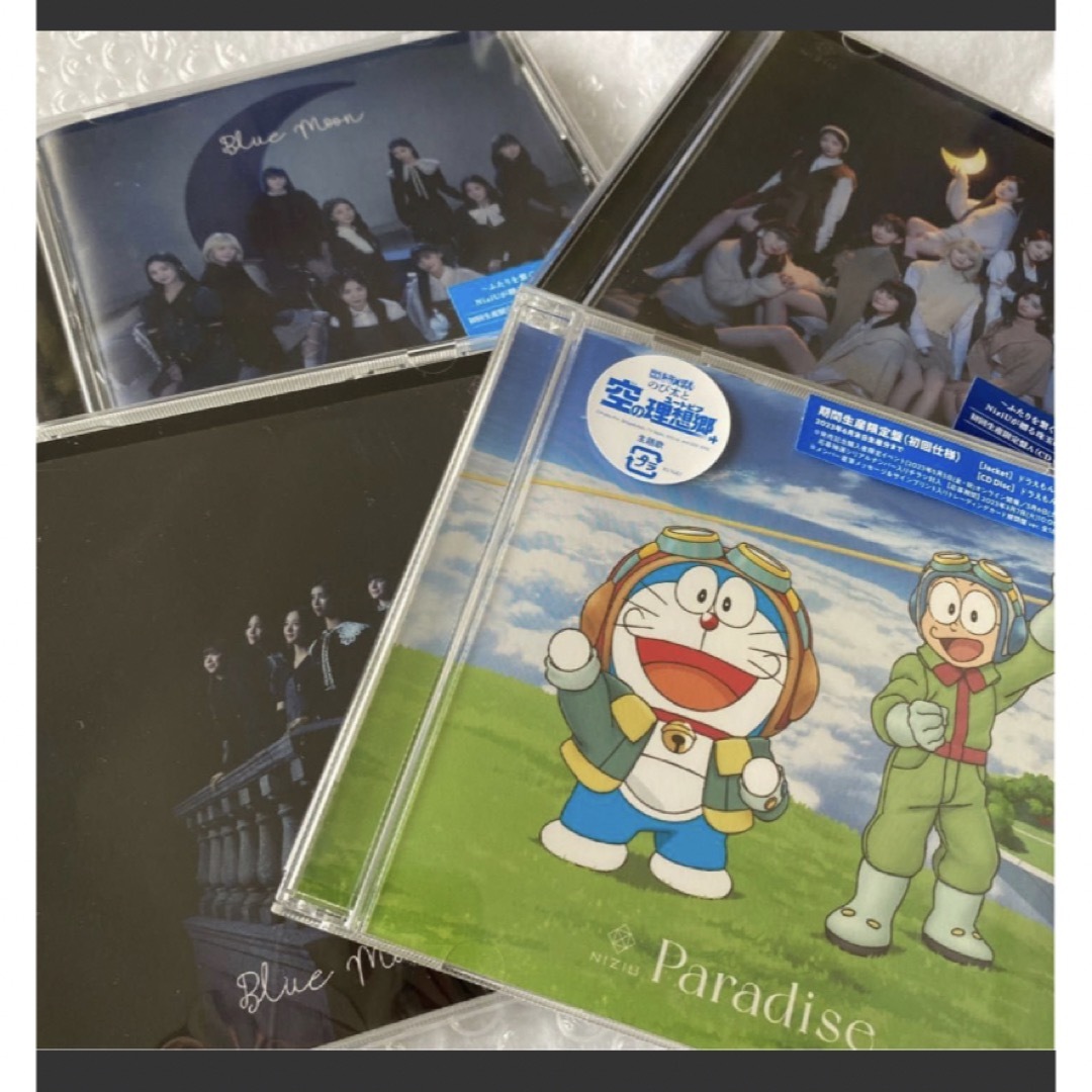 niziu Blue moon  3形態/paradise  ドラえもん盤 エンタメ/ホビーのCD(K-POP/アジア)の商品写真