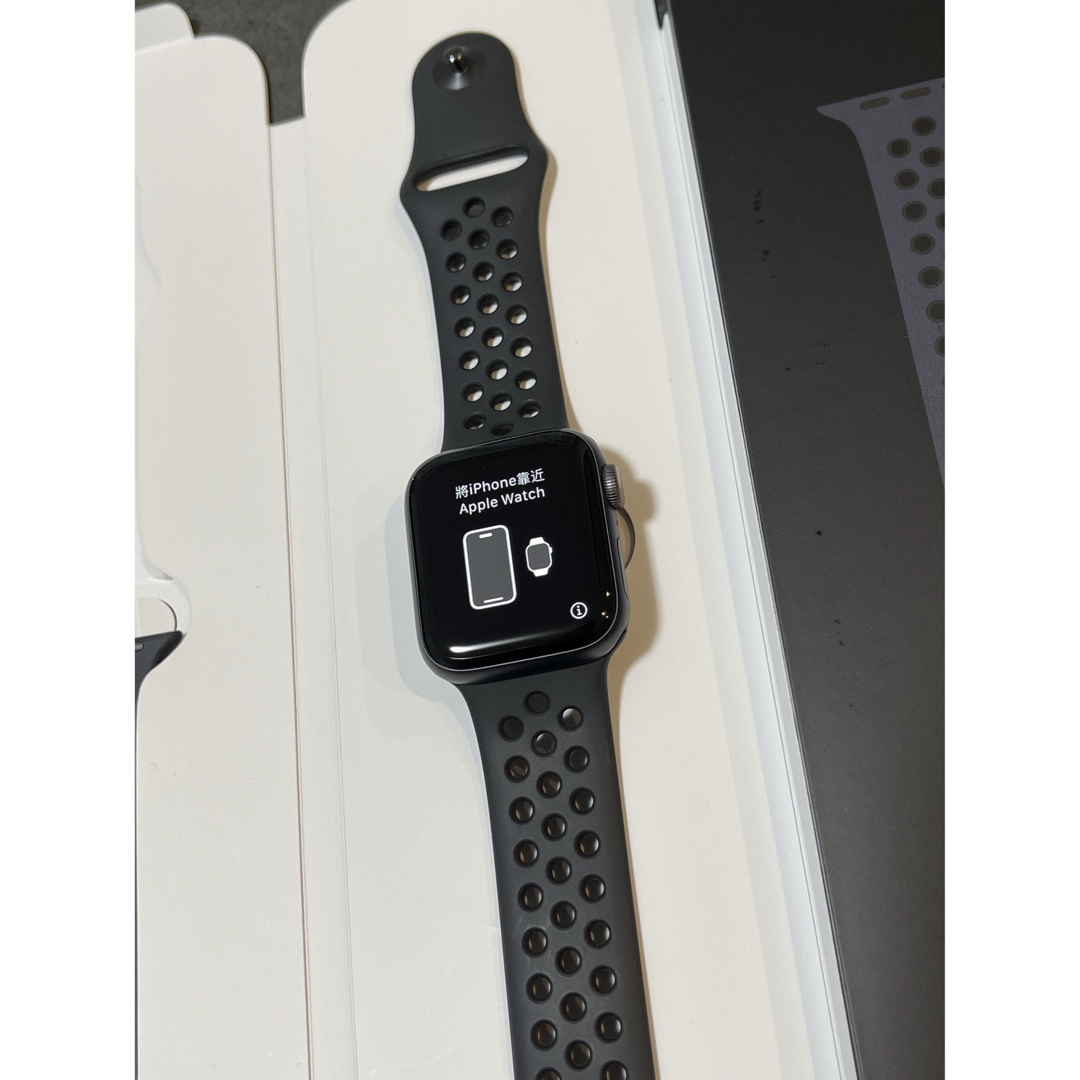 腕時計(デジタル)Apple watch Nike+ シリーズ4 40mmGPS+Cellular