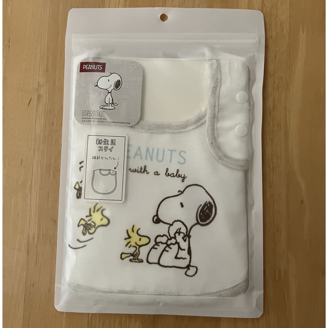 SNOOPY(スヌーピー)のスヌーピー　ガーゼタオル・スタイ・ガーゼ3p キッズ/ベビー/マタニティのこども用ファッション小物(ベビースタイ/よだれかけ)の商品写真