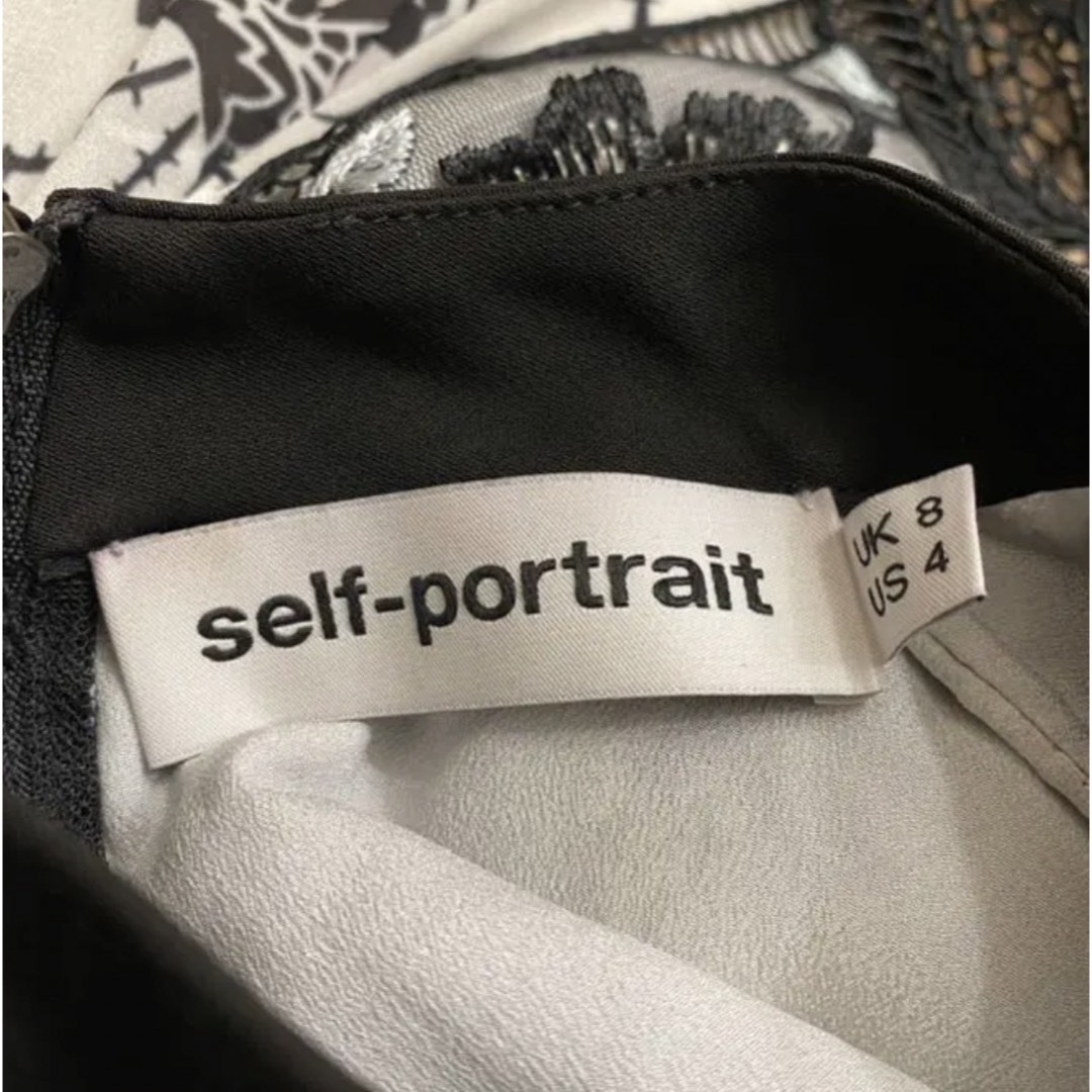 SELF PORTRAIT(セルフポートレイト)のセルフポートレート　トップス レディースのトップス(シャツ/ブラウス(半袖/袖なし))の商品写真