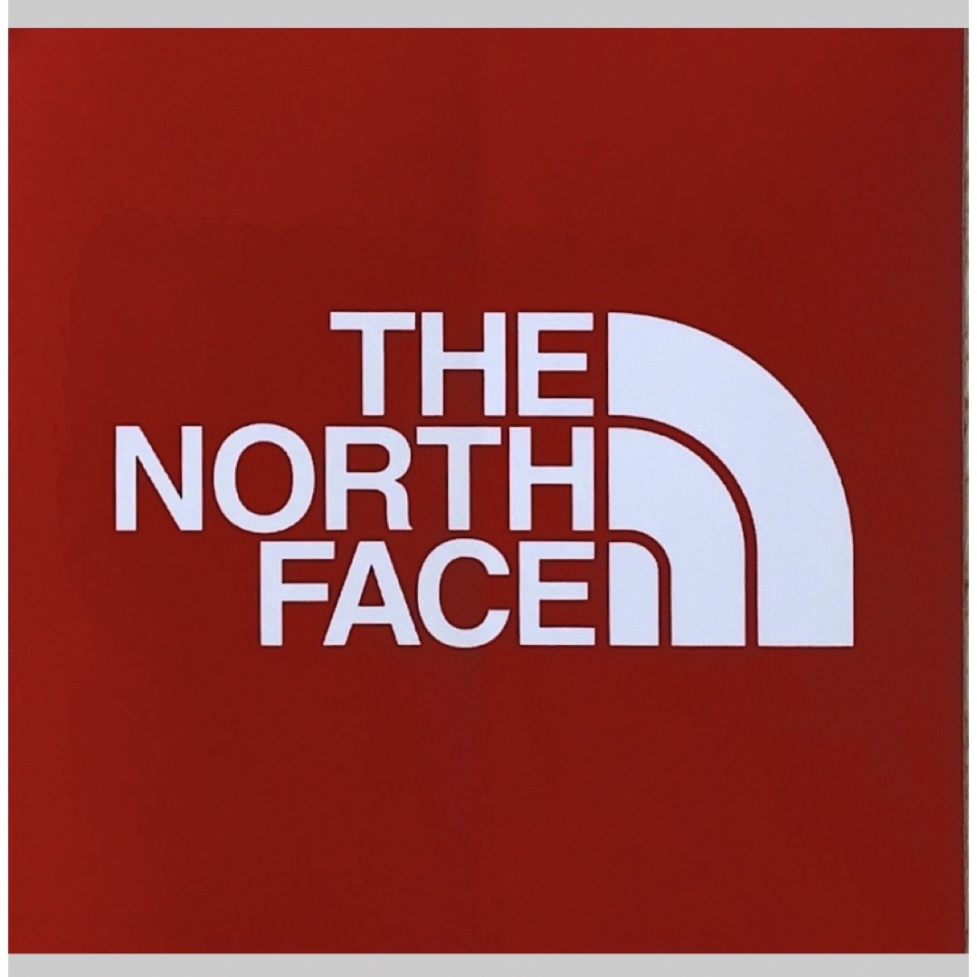 THE NORTH FACE(ザノースフェイス)のノースフェイスステッカー　赤色 自動車/バイクのバイク(ステッカー)の商品写真
