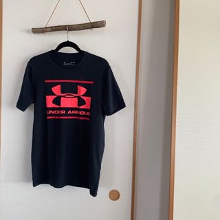 アンダーアーマー(UNDER ARMOUR)のアンダーアーマー　　シャツ　メンズ　ブラック(Tシャツ/カットソー(半袖/袖なし))