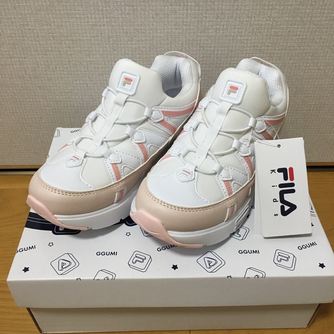 FILA - 【新品未使用】FILA GGUMI スパゲッティライト 22cmの通販 by ...