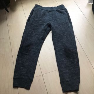 ユニクロ(UNIQLO)のユニクロ　120 長ズボン　パンツ(パンツ/スパッツ)