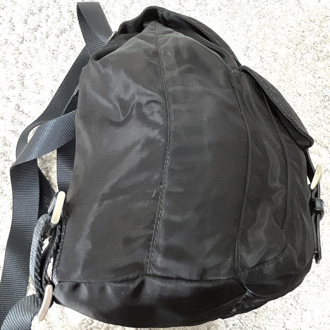 美品】プラダ ナイロン×レザー リュック 三角プレート 巾着