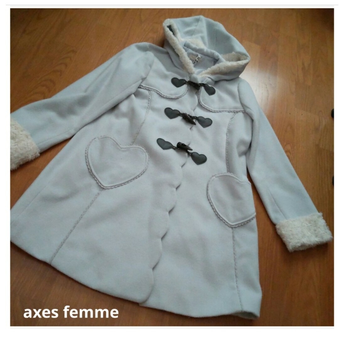 axes femme(アクシーズファム)のアクシーズ　薔薇ファー付きコート レディースのジャケット/アウター(ダッフルコート)の商品写真