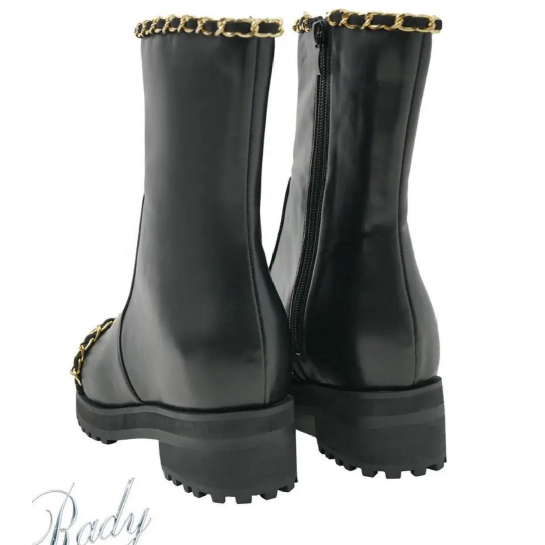 Rady(レディー)のrady♡チェーンショートブーツ レディースの靴/シューズ(ブーツ)の商品写真