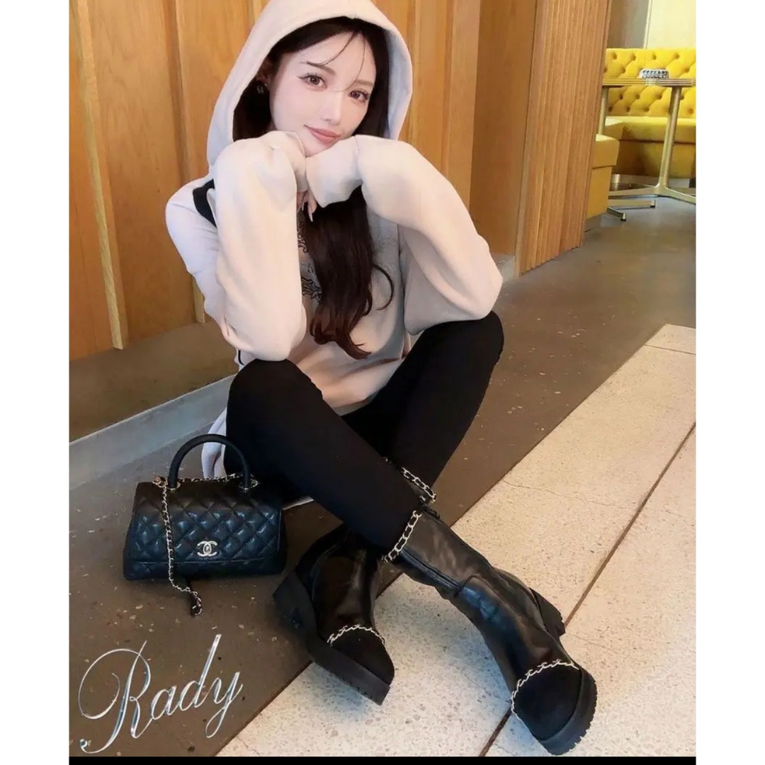 Rady(レディー)のrady♡チェーンショートブーツ レディースの靴/シューズ(ブーツ)の商品写真