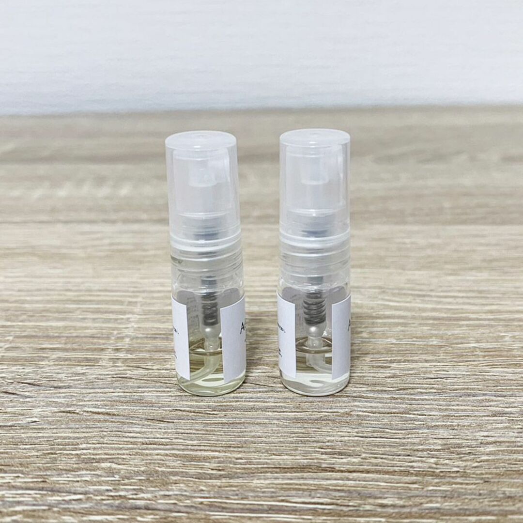 Aesop(イソップ)のイソップ 香水 お試し 1ml 人気 2本セット タシット＆ヒュイル コスメ/美容の香水(ユニセックス)の商品写真