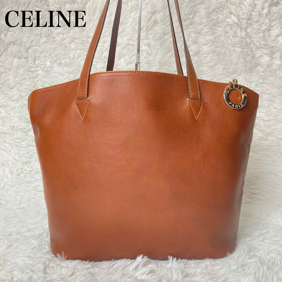 celine(セリーヌ)の希少✨セリーヌ　トートバッグ　サークル　ブラウン　オールレザー　A4可能 レディースのバッグ(トートバッグ)の商品写真