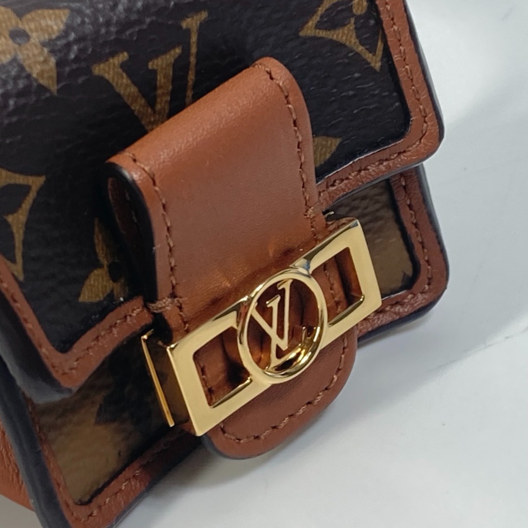 LOUIS VUITTON(ルイヴィトン)のルイヴィトン LOUIS VUITTON ブラスレ・パーティー ドーフィーヌ M6786A モノグラム・リバース ブレスレット形airpodsケース イヤホン エアポッズ イヤフォンケース モノグラムリバースキャンバス ブラウン 未使用 スマホ/家電/カメラのスマホアクセサリー(その他)の商品写真