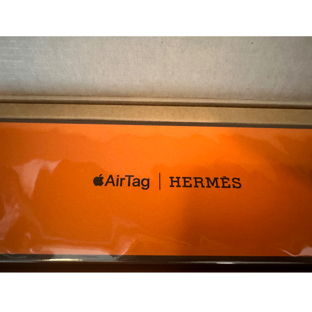 新品 AirTag HERMES エアタグ エルメス バッグチャーム ゴールド 1