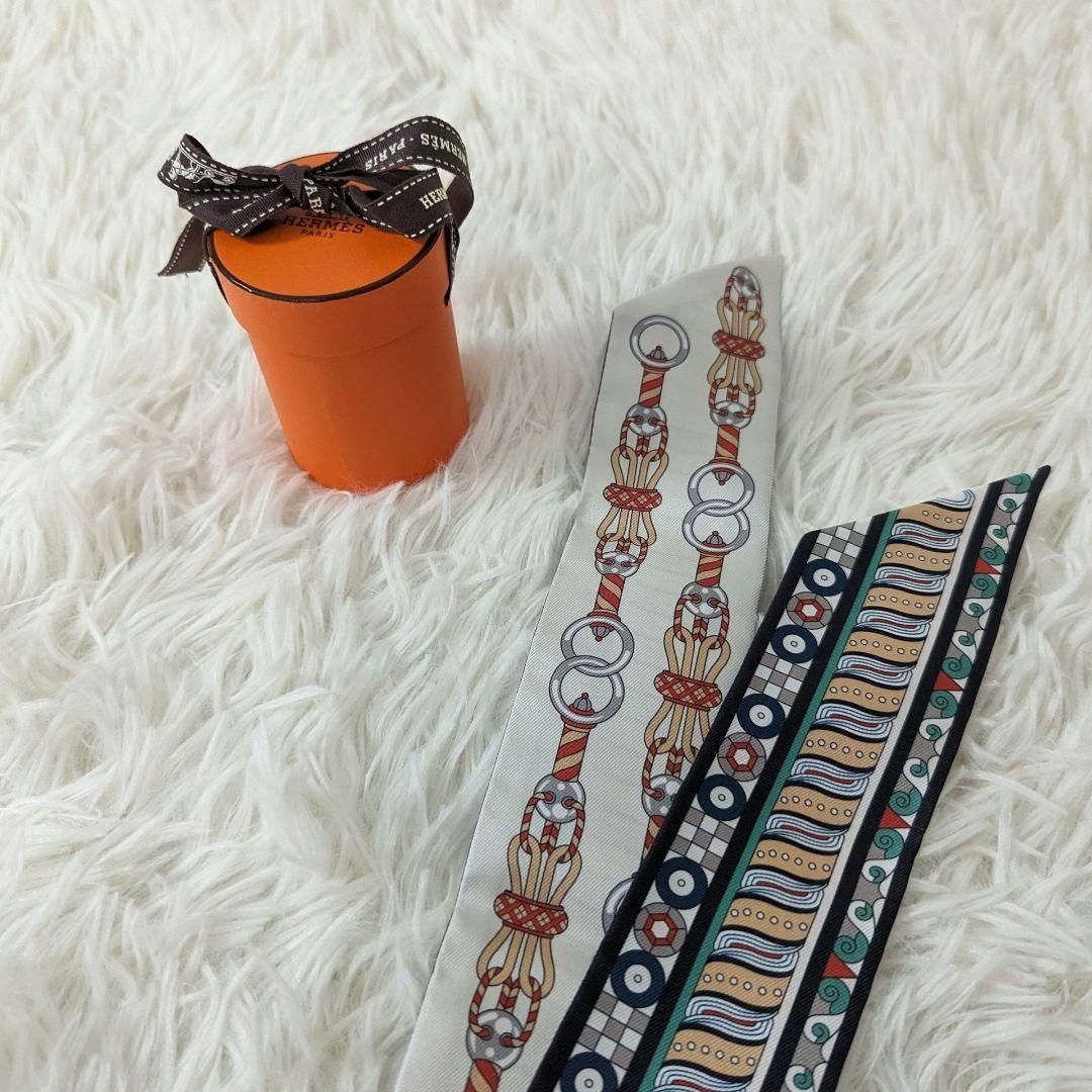 極美品 新品タグ付 HERMES エルメス ツイリー ハーネスのバラ窓-