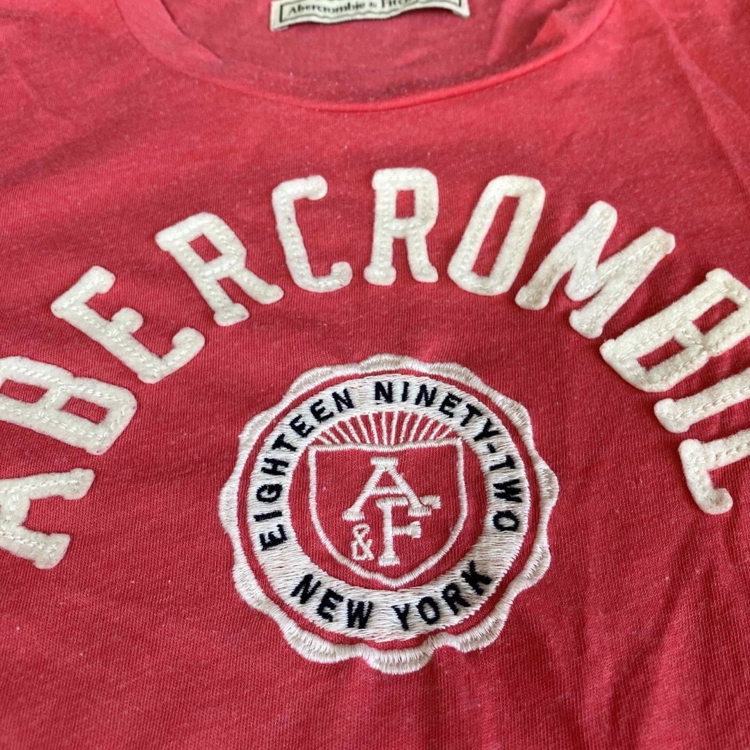 Abercrombie&Fitch(アバクロンビーアンドフィッチ)のアバクロTシャツ レディースのトップス(Tシャツ(半袖/袖なし))の商品写真