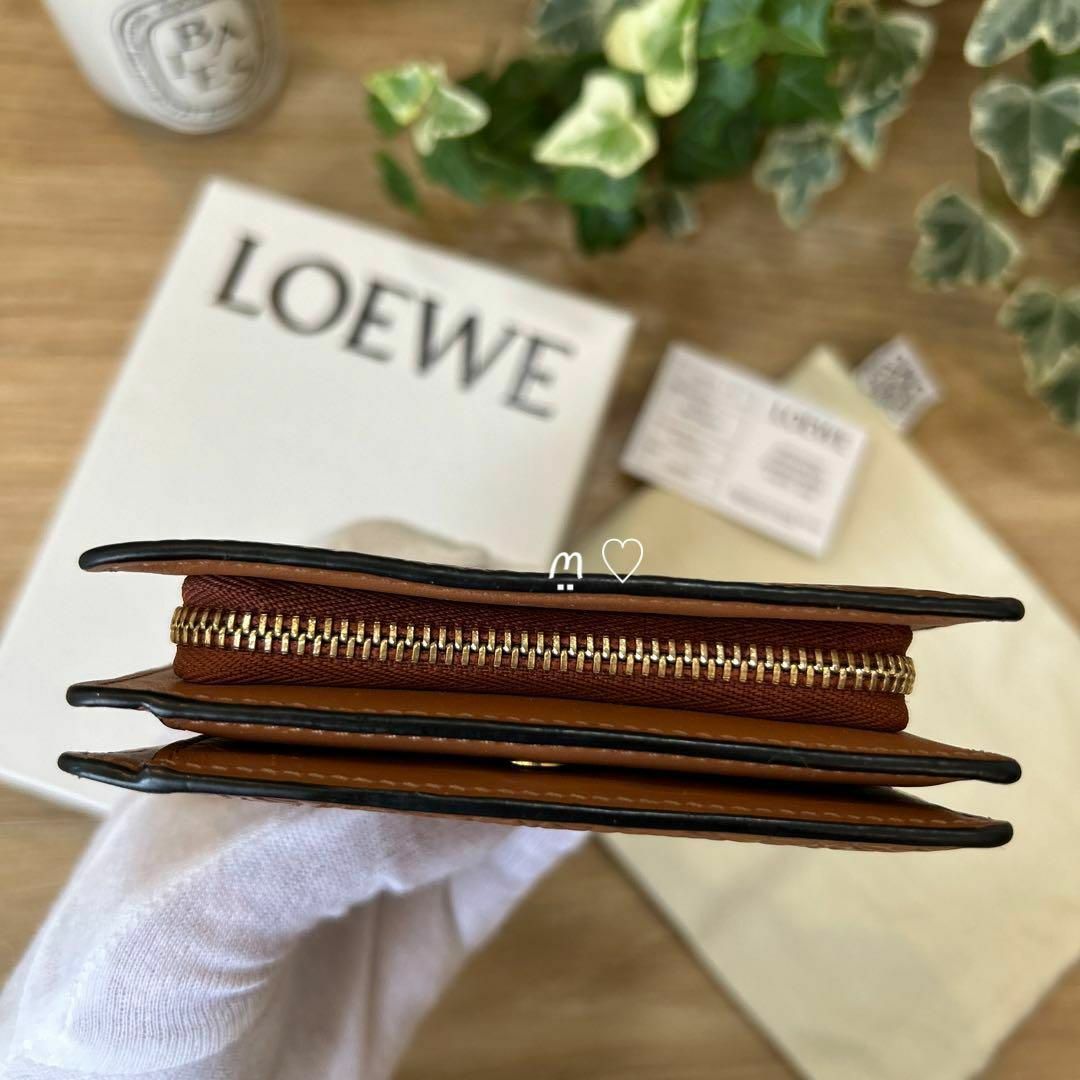 LOEWE　ロエベ　リピートアナグラム　コンパクトジップウォレット　2つ折り財布