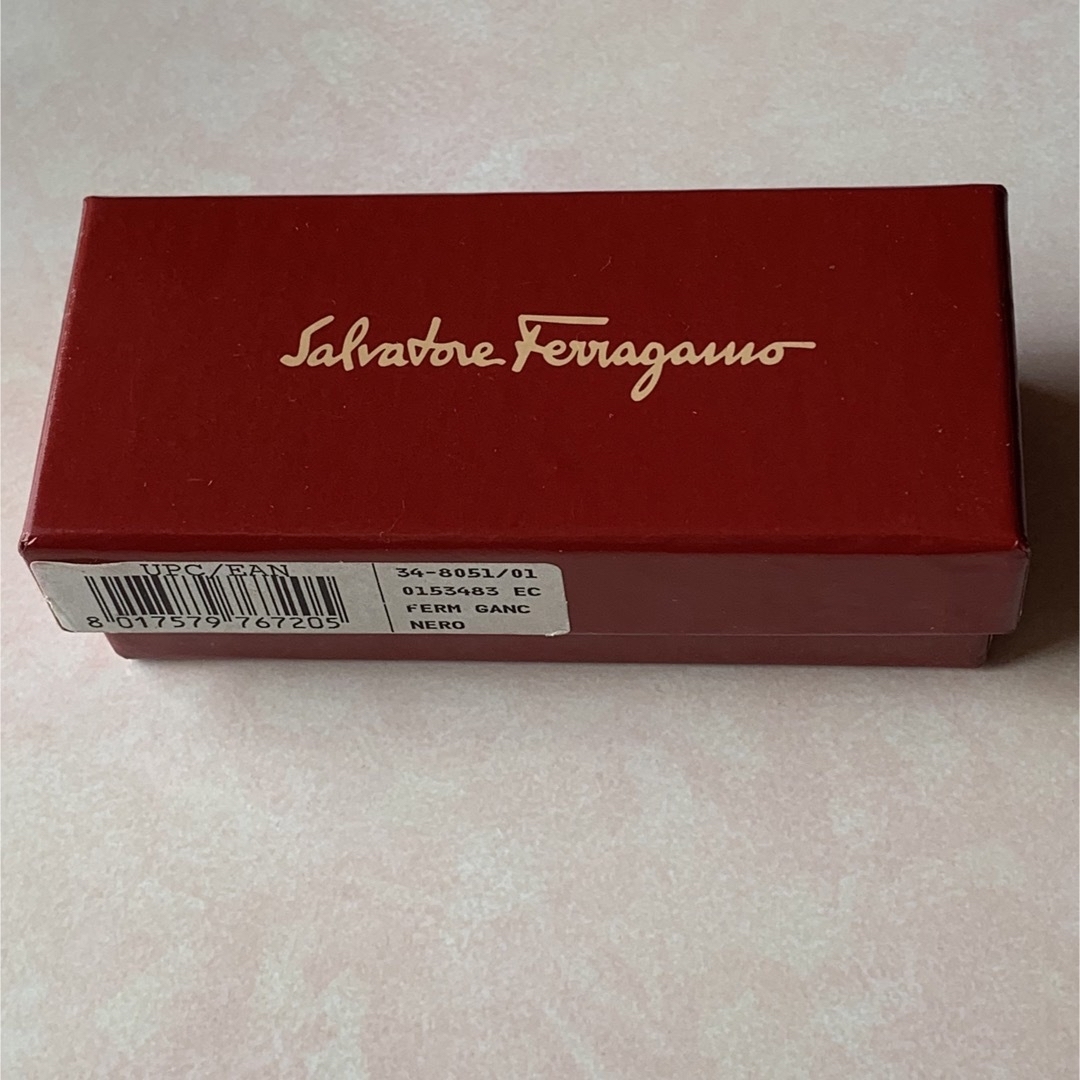 Salvatore Ferragamo(サルヴァトーレフェラガモ)のSalvatore Ferragamo フェラガモ バレッタ  ブラック レディースのヘアアクセサリー(バレッタ/ヘアクリップ)の商品写真