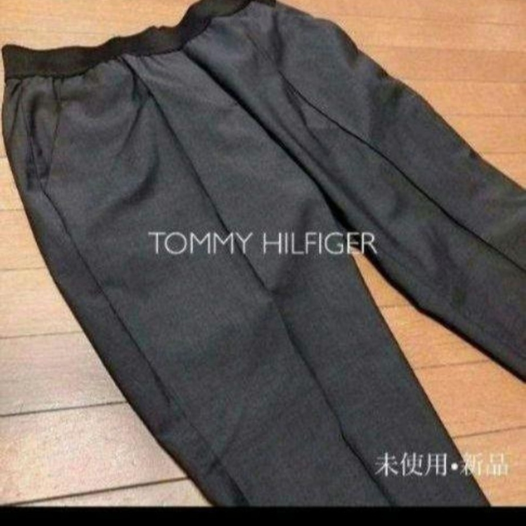 TOMMY HILFIGER(トミーヒルフィガー)の【未使用・新品】TOMMY HILFIGER　テーパードパンツ メンズのパンツ(その他)の商品写真