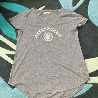 アバクロンビーアンドフィッチ(Abercrombie&Fitch)のアバクロTシャツ(Tシャツ(半袖/袖なし))