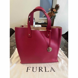 フルラ(Furla)の【FURLA】フルラ スマート&シンプルデザイン軽量トートバッグ(ハンドバッグ)