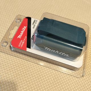 マキタ(Makita)のマキタ　USB用アダプタ　ADP06(変圧器/アダプター)