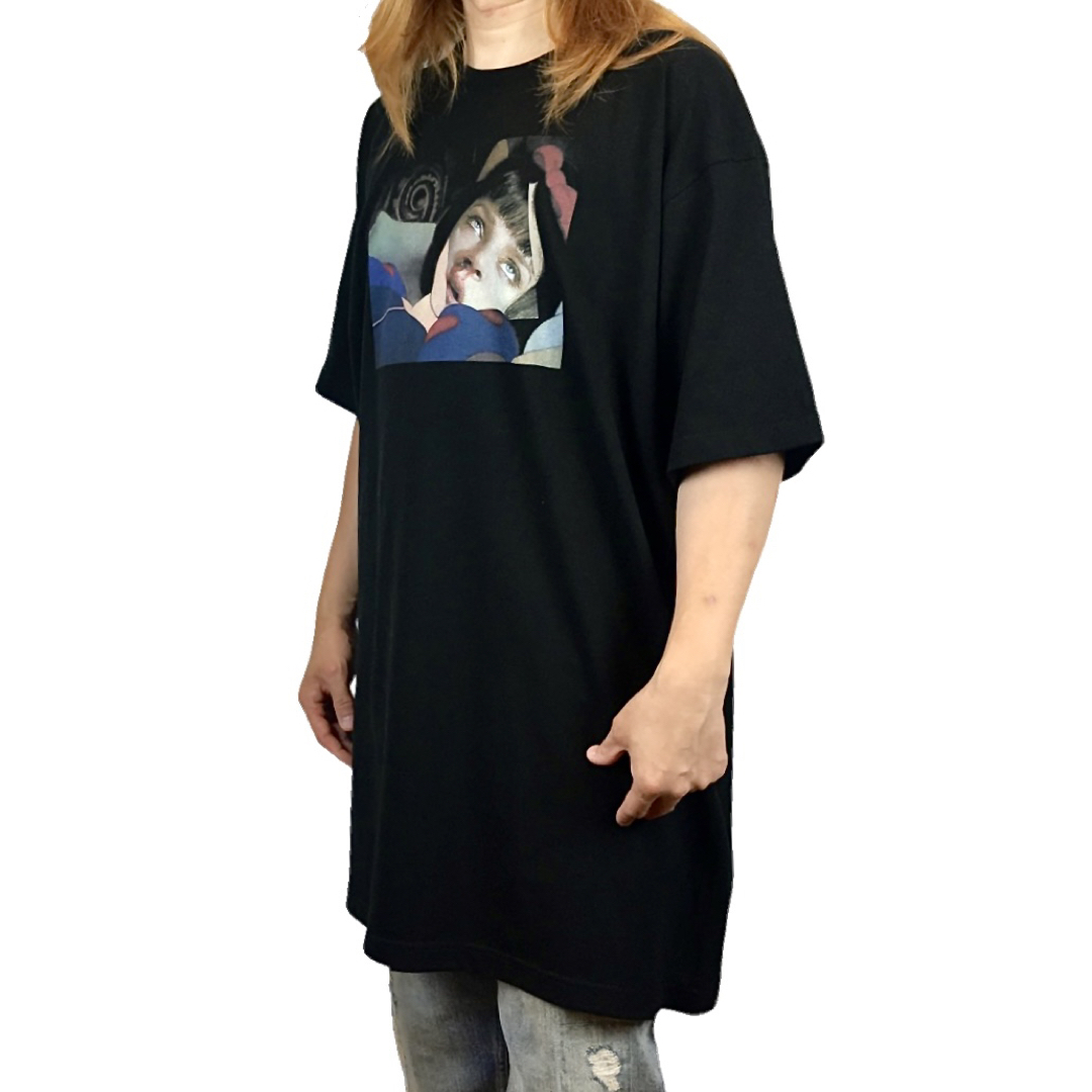 新品 白雪姫 パルプフィクション ミア 白目 鼻血 コラージュ ビッグ Tシャツ 2