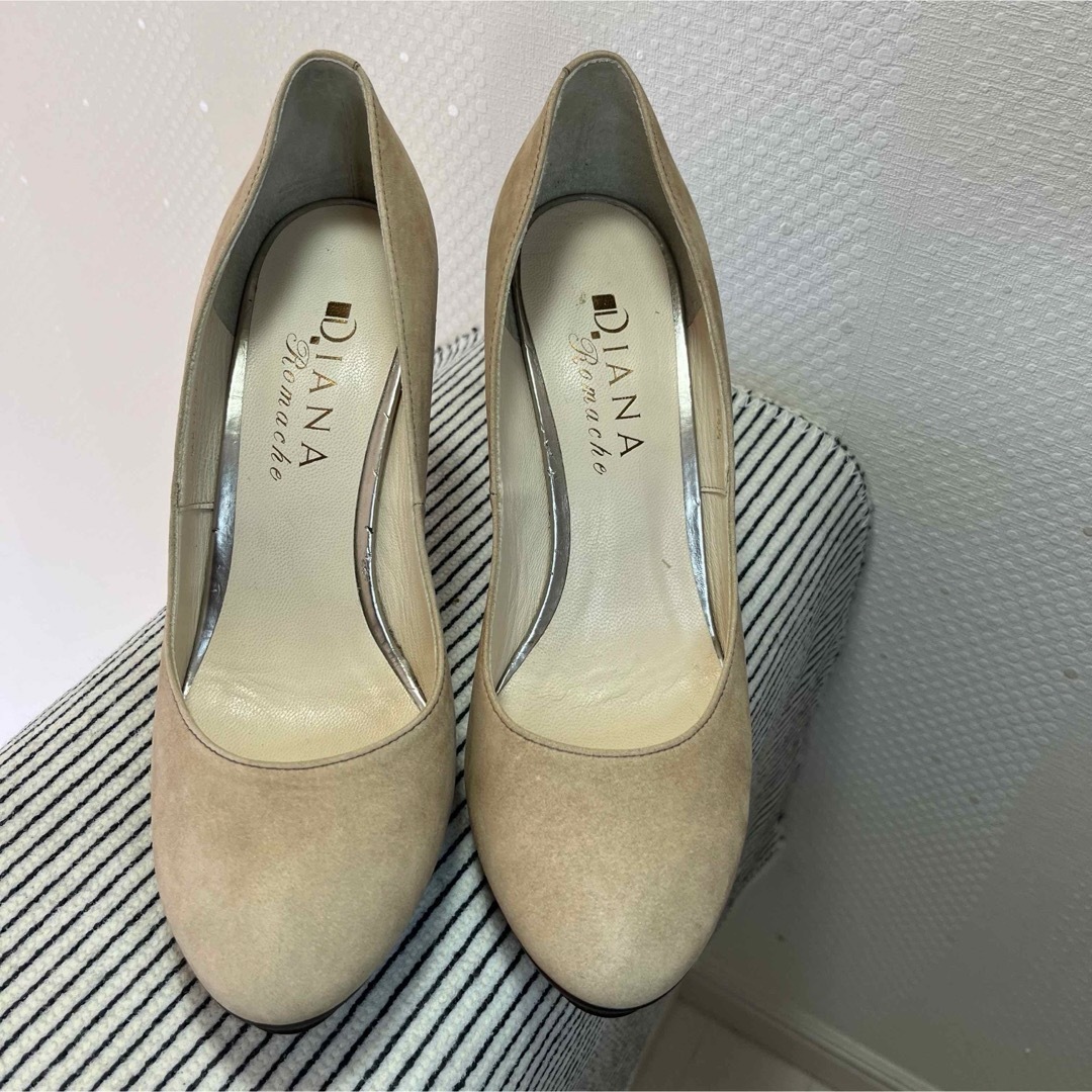 DIANA Romache - 極美品 DIANA Romache スエードパンプス 24.5cmの通販