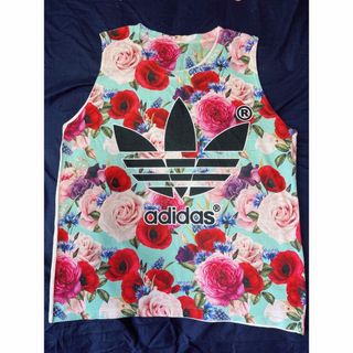 アディダス(adidas)のadidas 花柄タンクトップ(タンクトップ)