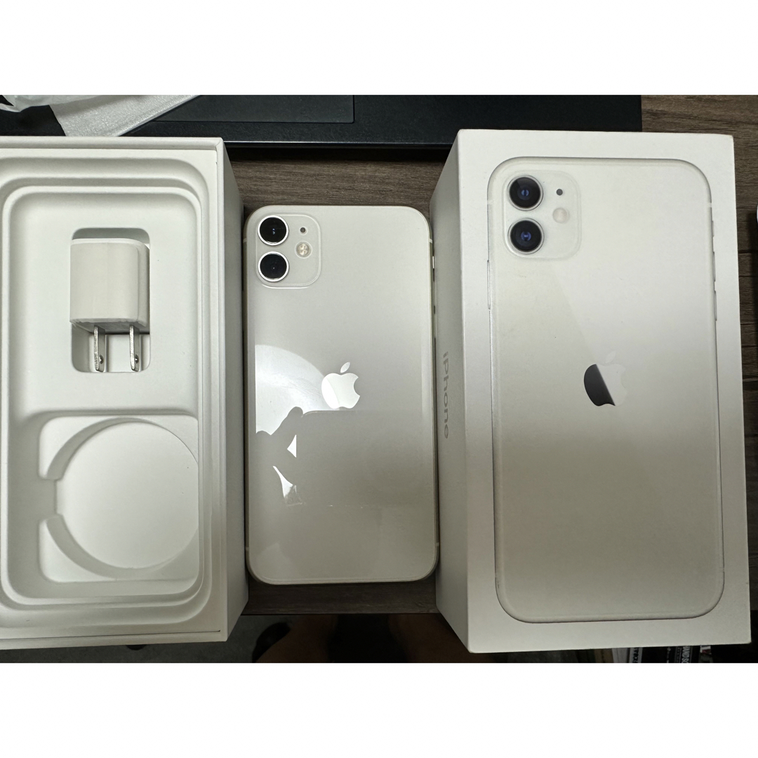 iPhone11 シルバー　128GB SIMフリー