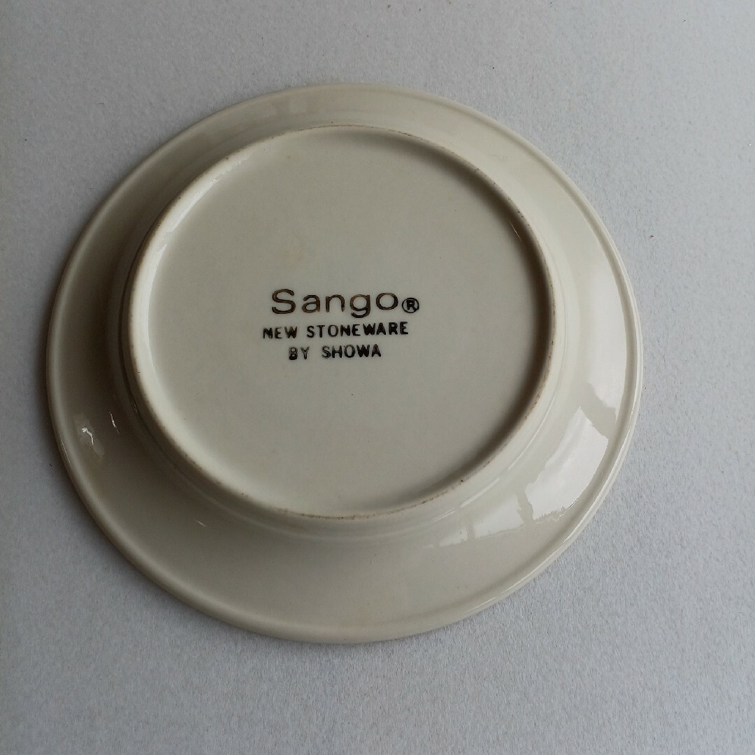 sango(サンゴ)のレトロサンゴ　コーヒーカップ&ソーサー　ペア インテリア/住まい/日用品のキッチン/食器(食器)の商品写真