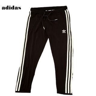 アディダス(adidas)の新品タグ付☆adidas アディダス　ニットスパッツパンツ(レギンス/スパッツ)