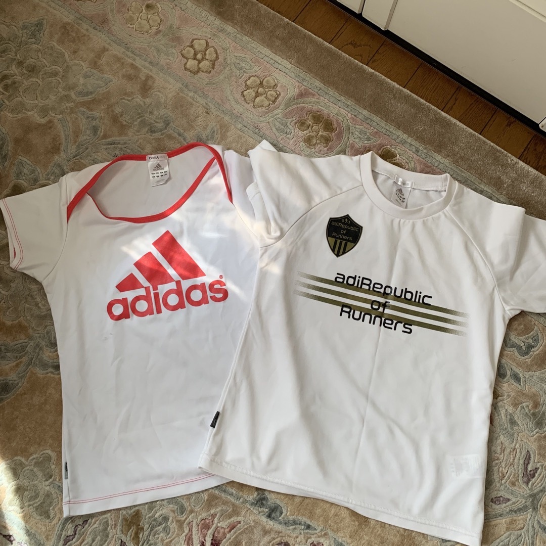 adidas(アディダス)のadidas Tシャツ2枚 レディースのトップス(Tシャツ(半袖/袖なし))の商品写真