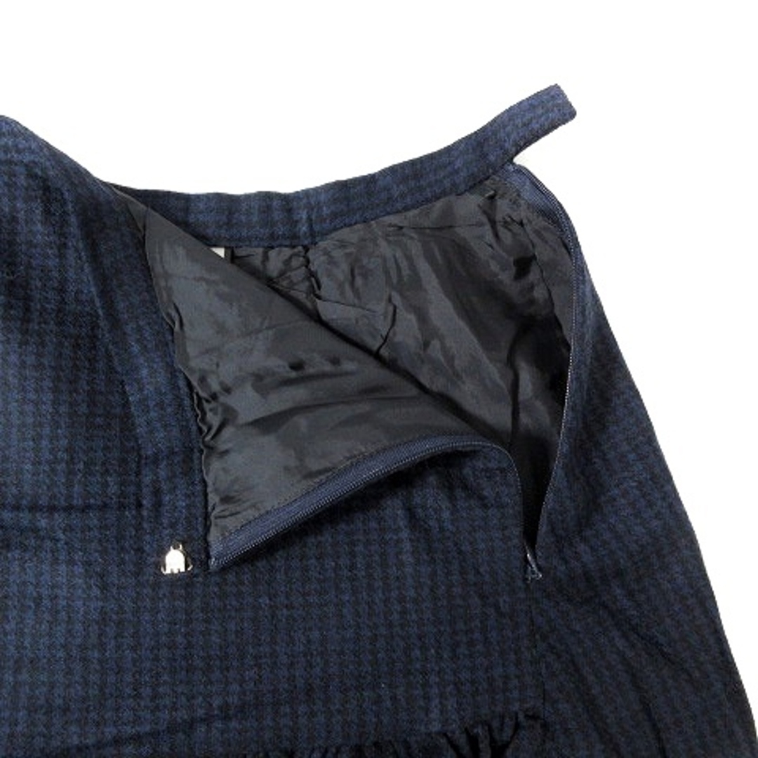 ROPE’(ロペ)のロペ mademoiselle スカート フレア 千鳥柄 36 紺 黒 ボトムス レディースのスカート(ひざ丈スカート)の商品写真