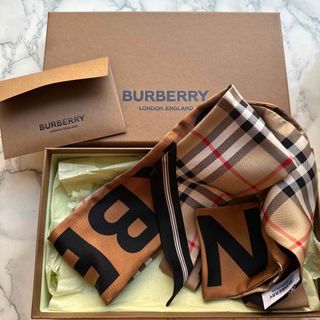 バーバリー(BURBERRY)のバーバリー　スカーフ　新品(バンダナ/スカーフ)