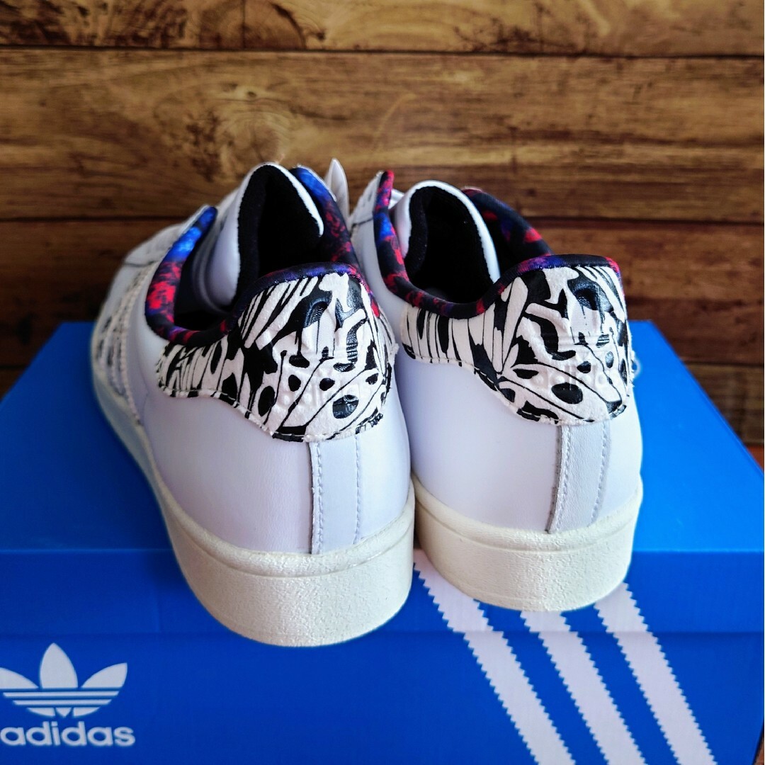 adidas originals スニーカー 完売商品【新品】