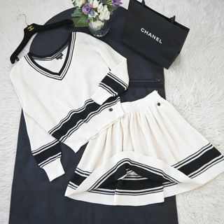 極美品✨CHANEL レースニット スカートセットアップ ロゴプレート 白-